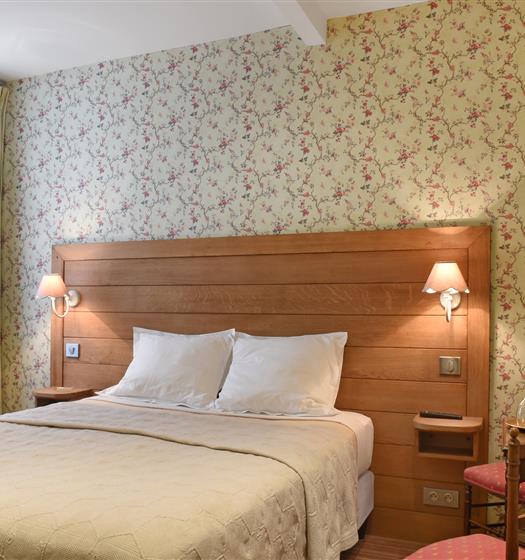 Saint James hotel, ***stars hotel in Trouville sur Mer, cheminee, lounge, charming hotel, close to the beach, Calvados, close to Deauville and Honfleur, Normandy