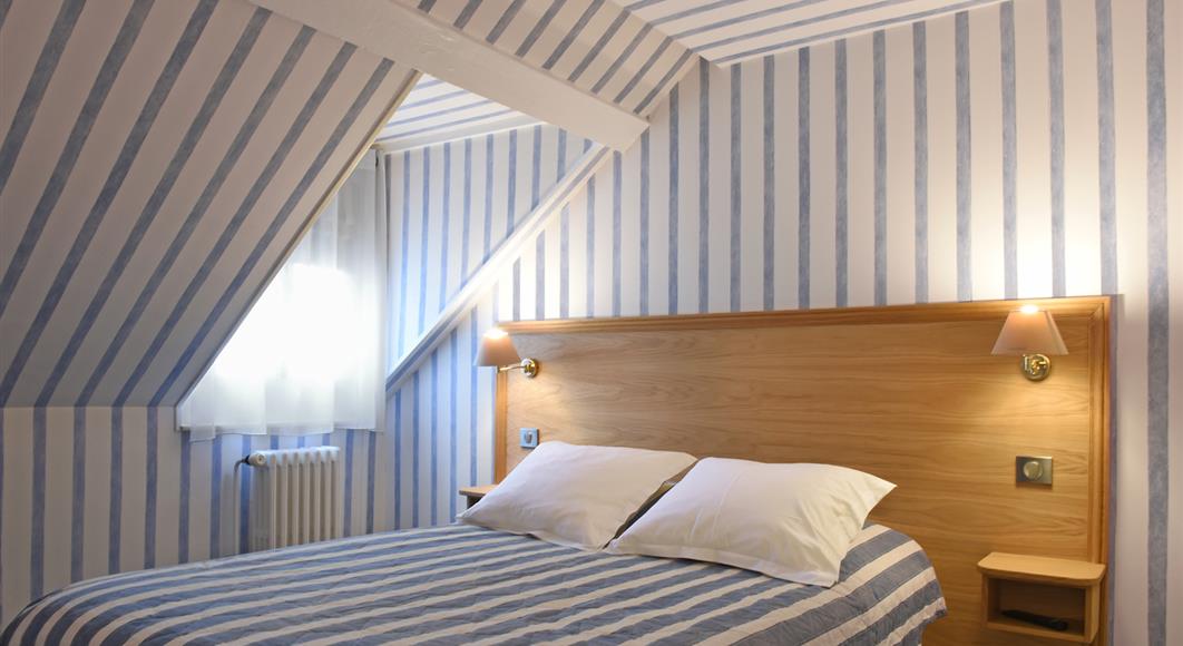Saint James hotel, ***stars hotel in Trouville sur Mer, cheminee, lounge, charming hotel, close to the beach, Calvados, close to Deauville and Honfleur, Normandy